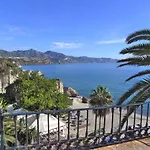 Burriana Front Line Daire Nerja